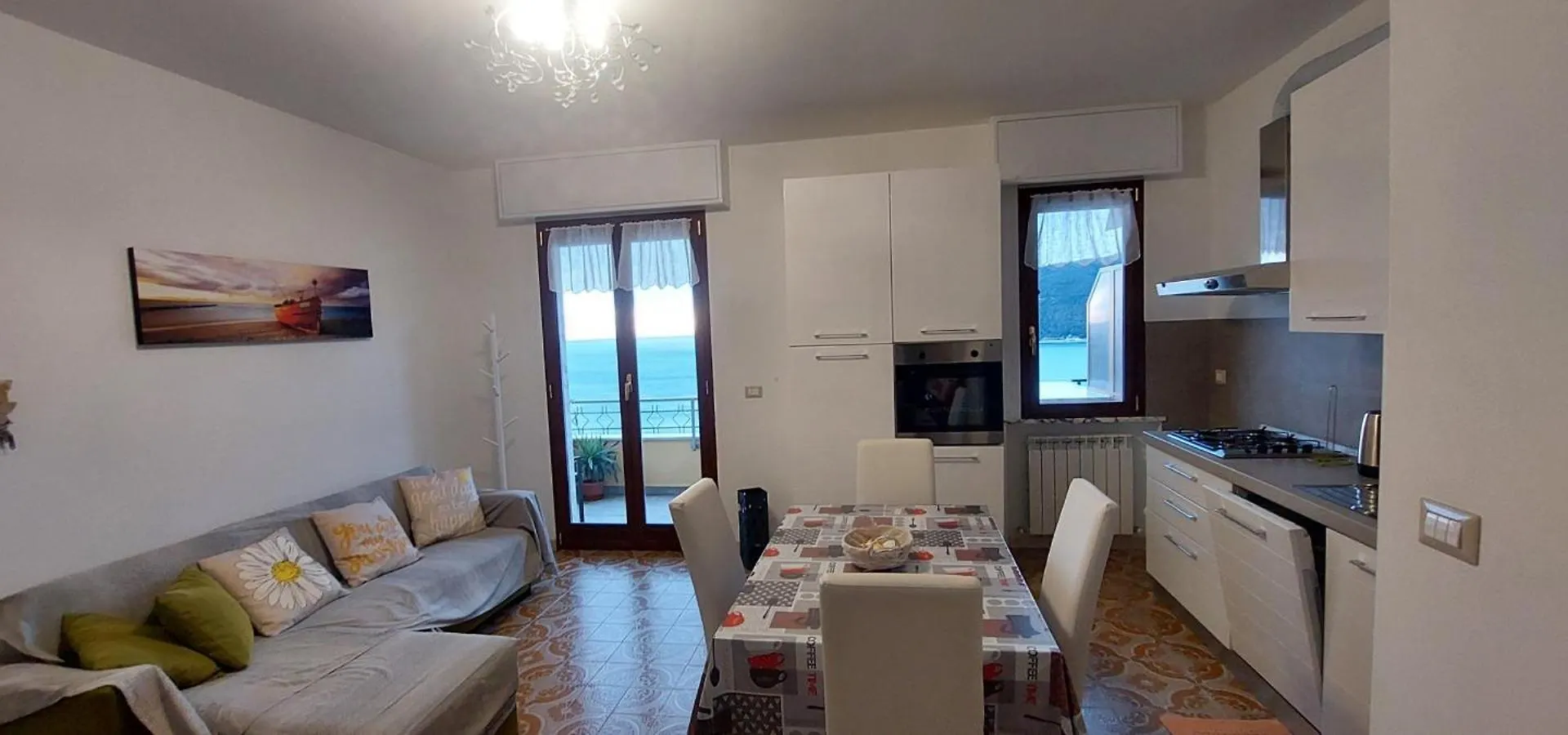 Apartment Appartamenti Enrica With Amazing View Moneglia